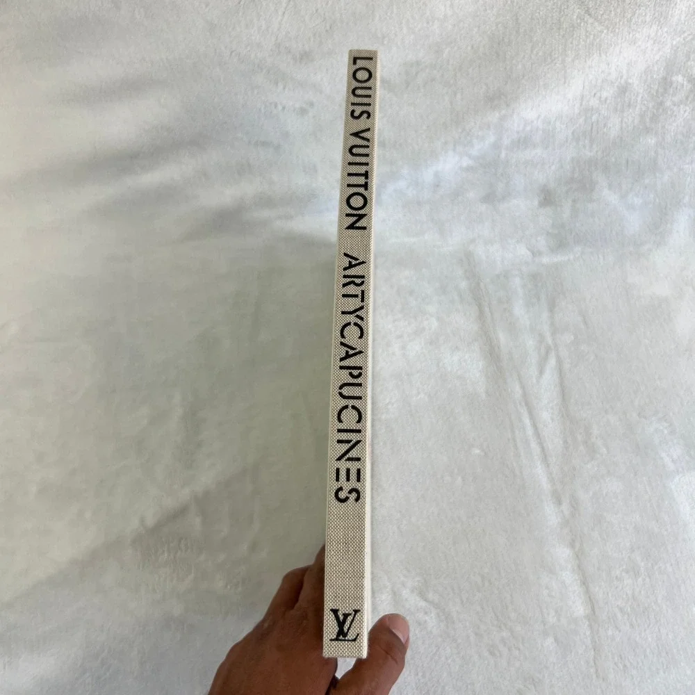Louis Vuitton Artycapucines Art Book 2019 Limited Edition LV Collection Book
